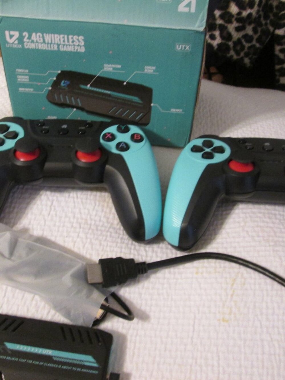 UT BOX 2.4G WIRELESS CONTROLLER GAMEPAD - NEW OTHER